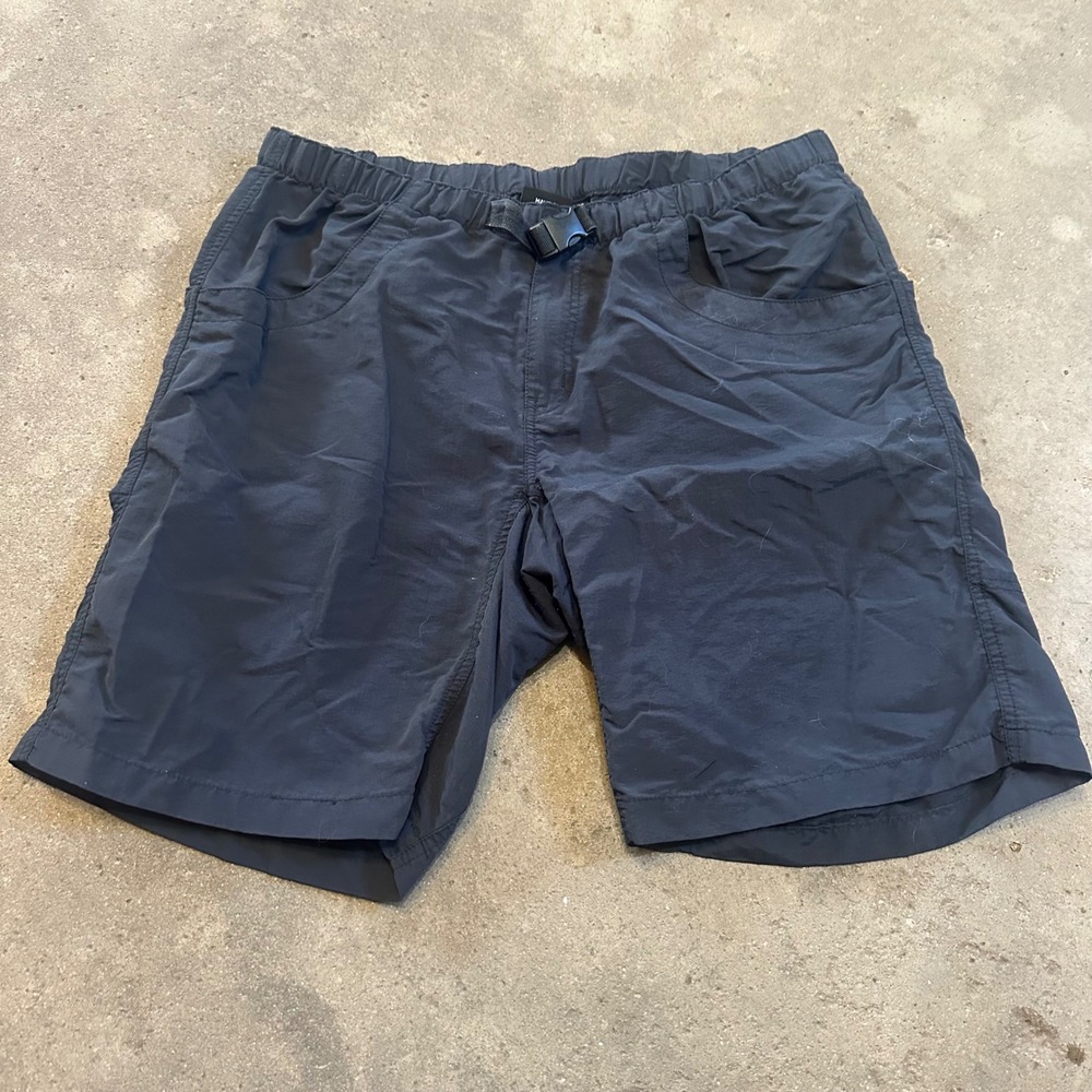 Kavu Shorts Mens Large Black Nylon Hiking Outdoor Integrated Belt 8in Inseam